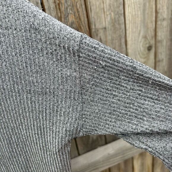 Lularoe tunic short sleeve high low bottom size small - Picture 4 of 8